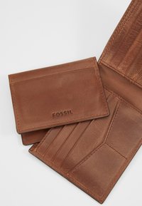 Fossil DERRICK RFID  - Étui pour cartes de visite - brown