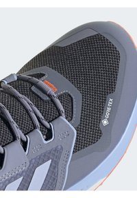 Adidas Terrex TRAILMAKER MID GORE TEX - Chaussures de running - silver violet blue dawn core black