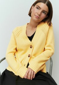 Next Kardigan - yellow