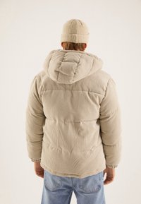 Pier One Chaqueta de invierno - beige