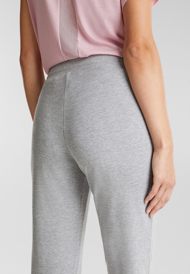 Damen Sportbekleidung | Esprit Sports SAMTIGE SWEAT MIT BIO-BAUMWOLLE Jogginghose medium grey/grau - LI49046 Damen Sportbekleidung | Esprit Sports SAMTIGE SWEAT MIT BIO-BAUMWOLLE Jogginghose medium grey/grau - LI49046