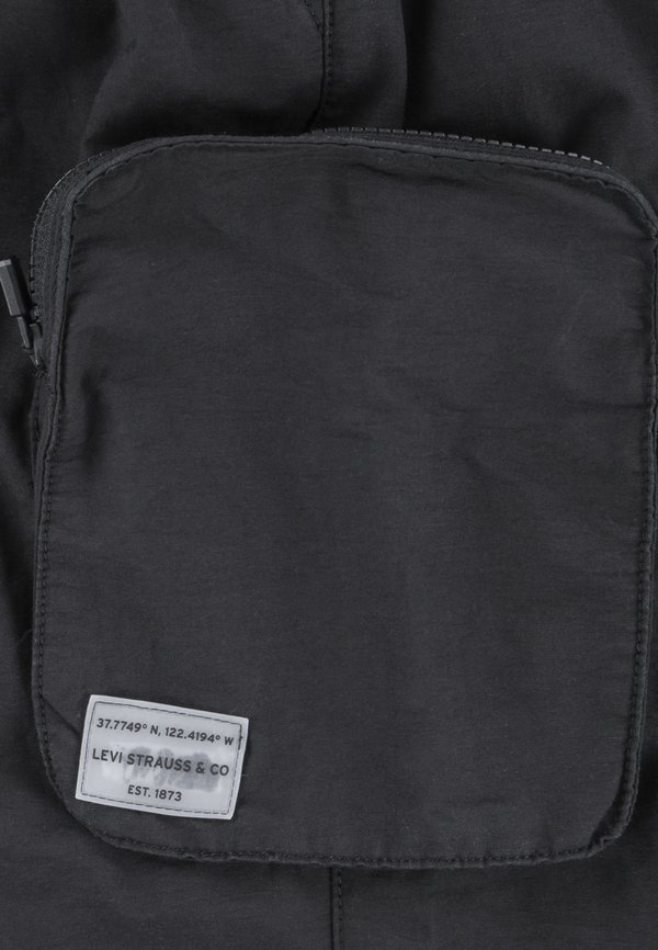 PARACHUTE PANTS - Cargo trousers4