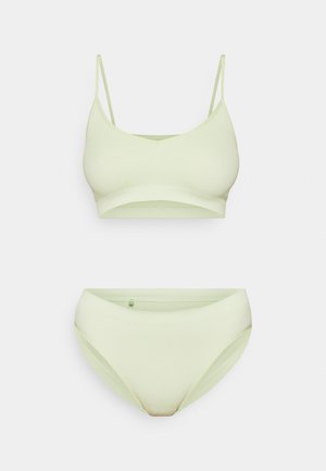 Even&Odd, SEAMLESS SET - Slip - green