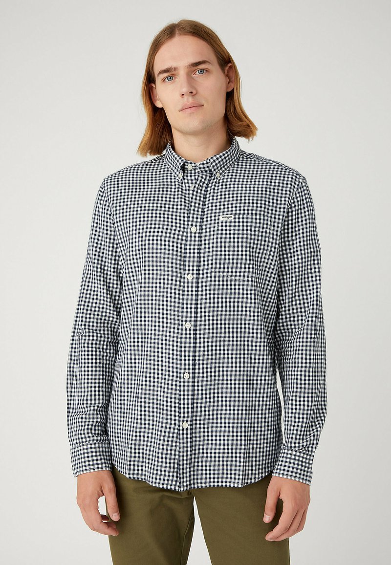 Paul Smith Men's Long Sleeve Regular Fit Shirt - Casual Button-Down With Two Breast Pockets