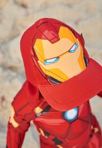 Next LEGIONNAIRE STANDARD - Strandkiegészítő - red iron man