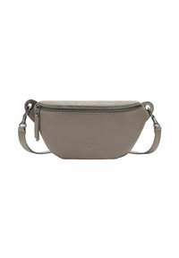 Borsa a tracolla in pelle grigia con forma curva, chiusura con zip e tracolla regolabile. Presenta il marchio impresso sul davanti. Texture liscia.