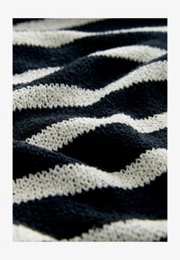 Sélectionné, navy and ecru stripe