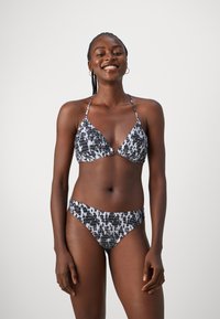 ONLY ONLSADIE SMOCK TIE BRIEF SET - Bikini - cloud dancer/black