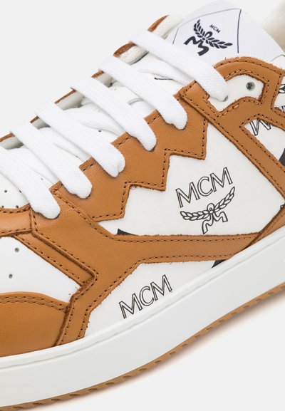 MCM NEO - Sneakers basse - cognac/offwhite
