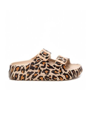 XTI Chanclas de baño - leopardo