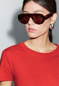 Massimo Dutti TEXTURED CREPE-EFFECT WITH CREW NECK - T-shirts basic - red