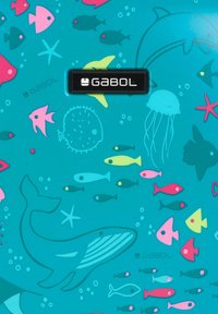 Ein türkisfarbener Koffer mit einem maritimen Design, das bunte Fische, einen Wal und Quallen zeigt, akzentuiert mit einem schwarzen GABOL-Logo.