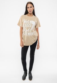 Paradiso Clothing ROD STEWART HOT LEGS - Print T-shirt - beige