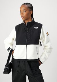 The North Face W RETRO DENALI JACKET - Jakna od flisa - white dune/black