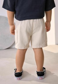 Next REGULAR FIT - Short en jean - ecru