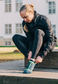 Danish Endurance LONG DISTANCE  3 PACK   - Calcetines tobilleros - grey black blue