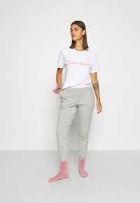 Calvin Klein Underwear ONE LOUNGE JOGGER - Calças de pijama - grey heather/pearly pink