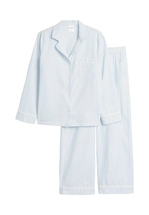 Hellblau gestreiftes Pyjama-Set aus weichem Stoff. Besteht aus einem Hemd mit Knopfleiste und einer Tasche sowie langen Hosen mit elastischem Bund und Bündchen.