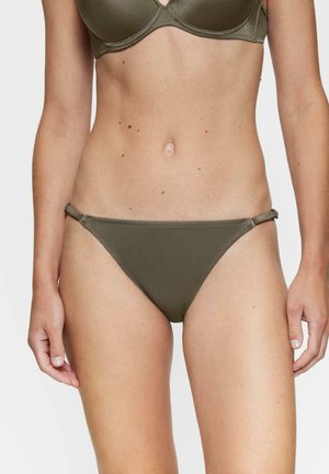 - Dół od bikini