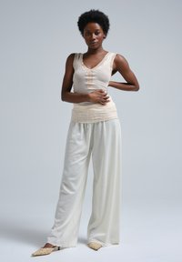 Seamless Basic LACEY RAGLAN - Top - rosie beige