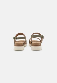 s.Oliver Platform sandals - pistachio
