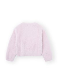 Chaqueta corta de peluche rosa con mangas largas, cuello redondo y textura suave, que presenta un diseño trasero simple y sin costuras.