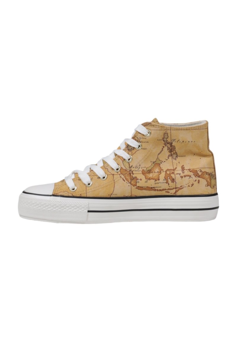 Sneaker alto con una toma in tessuto a motivo mappa beige, lacci bianchi e suola in gomma a strisce nere.
