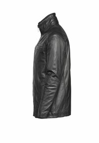 Schwarze Lederjacke mit Stehkragen, Frontreißverschluss und Seitentaschen, ausgestattet mit strukturierten Akzenten an den Schultern und einer glatten Oberfläche.