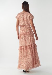 WILLA MYRA MAXI DRESS - Robe longue - beige abstract