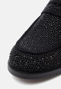 Steve Madden NATAN - Čības - black