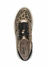 Damen-Sneaker mit Leopardenmuster, metallisch bronzefarbenen Paneelen, schwarzen Schnürsenkeln, seitlichem Reißverschluss und gepolsterter Innensohle mit der Aufschrift "Jana Soft Line."