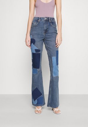 Flared Jeans - blue denim