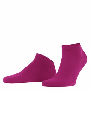 Calcetines de tobillo morados con un puño acanalado, textura suave y sin patrones ni elementos visibles. Diseñados para mayor comodidad y un ajuste ceñido.