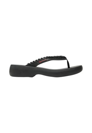 Sandalo infradito con zeppa nero con cinturino texturizzato e logo rosso "Ipanema" sul lato, mostrato dal lato esterno.