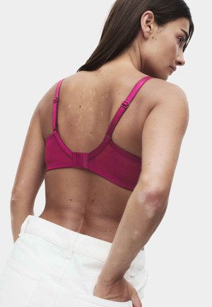 Marks & Spencer,  JASMINE, jagodowy