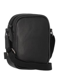 Borsa a tracolla in pelle nera con forma quadrata, chiusura con zip, tracolla regolabile e dettaglio superficiale testurizzato. Design minimalista.