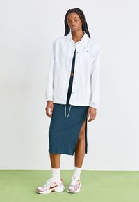 Nike Sportswear Nyári dzseki - white/black