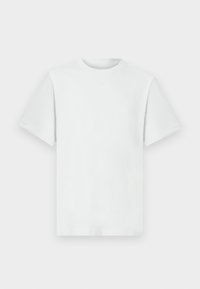 Nevybráno, barely green