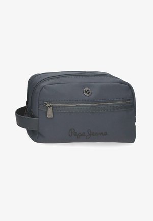 Neceser rectangular gris oscuro con bolsillo frontal con cremallera, asa lateral y logo de Pepe Jeans impreso y en el tirador de la cremallera.