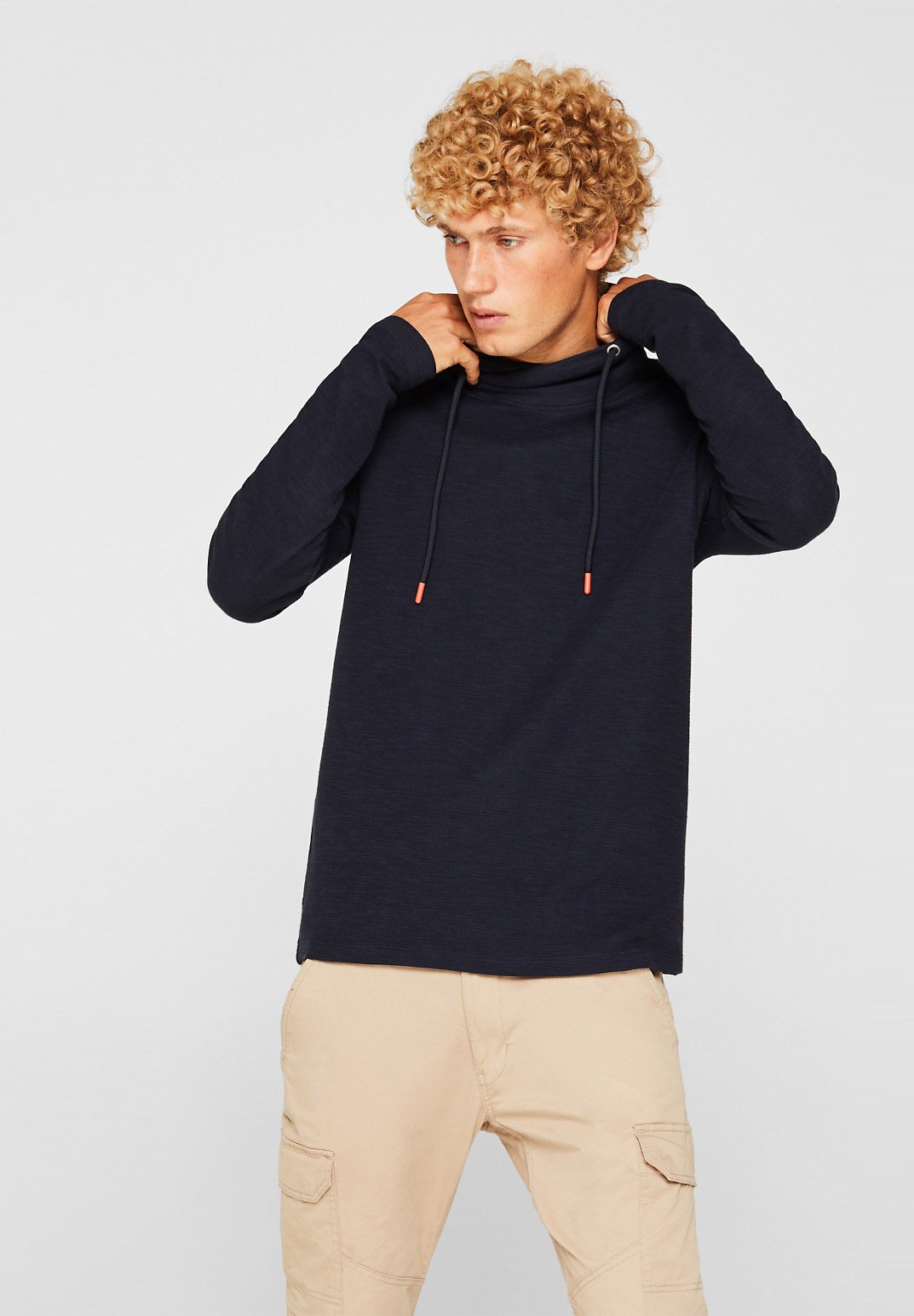 edc by Esprit MIT TUNNELKRAGEN Sweatshirt orange Esprit MIT TUNNELKRAGEN Sweatshirt greygrau Zalando.at