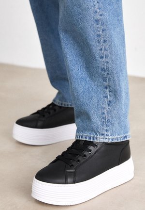 Baskets montantes - black