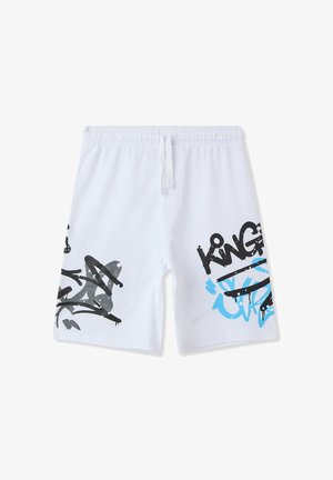 Białe szorty kąpielowe z czarnymi i niebieskimi wzorami w stylu graffiti. Wyposażone w elastyczny pas i sznurek do regulacji dopasowania.