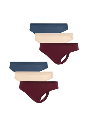 Harmaa ribbattu tanktoppi, jossa on avara kaula-aukko, yhdistettynä tummansinisiin istuviin bikinitaskuihin. Miellyttävä kangas, jonka muoto on tiukka, ja minimaalinen yksityiskohtaisuus.