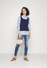 Lauren Ralph Lauren CABLE-KNIT SLEEVELESS SWEATER - Top - french navy