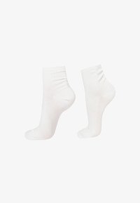 Selected, weiß white
