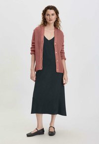 hessnatur MIDI REGULAR - Freizeitkleid - schwarz