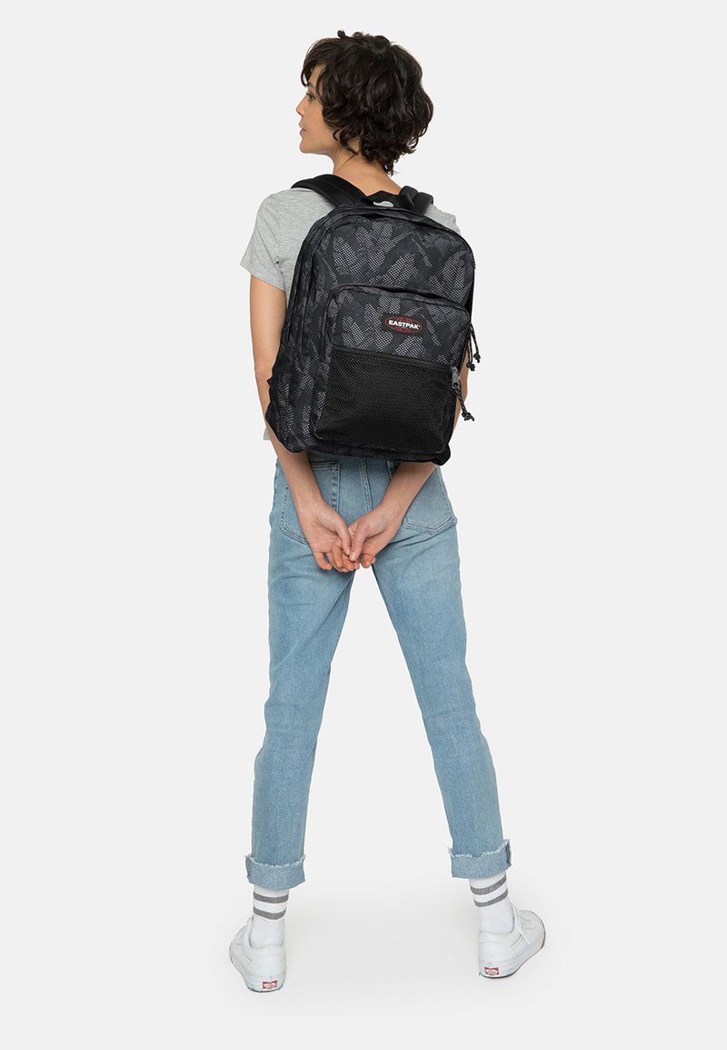 Eastpak PINNACLE - Reppu - flow loops