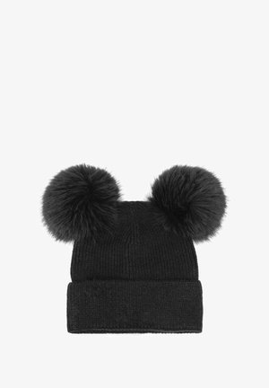 Cappello invernale nero lavorato a maglia con risvolto e due grandi pompon soffici sopra.