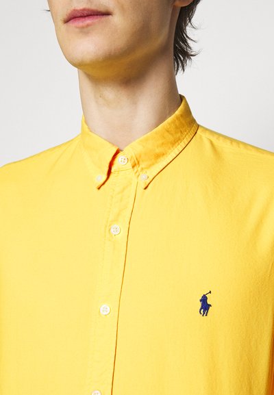 Polo Ralph Lauren SLIM FIT GARMENT-DYED OXFORD SHIRT - Camisa - signal yellow