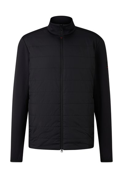 Zwarte jacket met een ritssluiting, gevoerde voorkant en gladde mouwen, met een hoge kraag en subtiele textuurcontrasten.